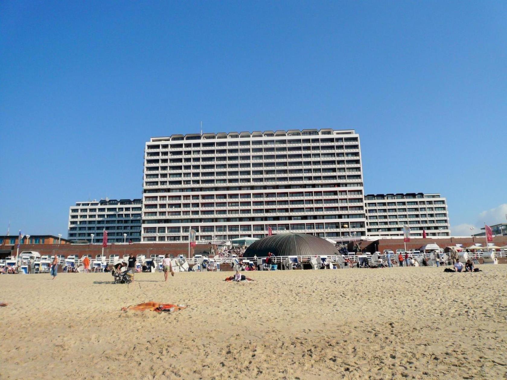 Haus-sylter-welle-9-93-wb Westerland